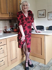 Ella wants to be fucked by multiple men